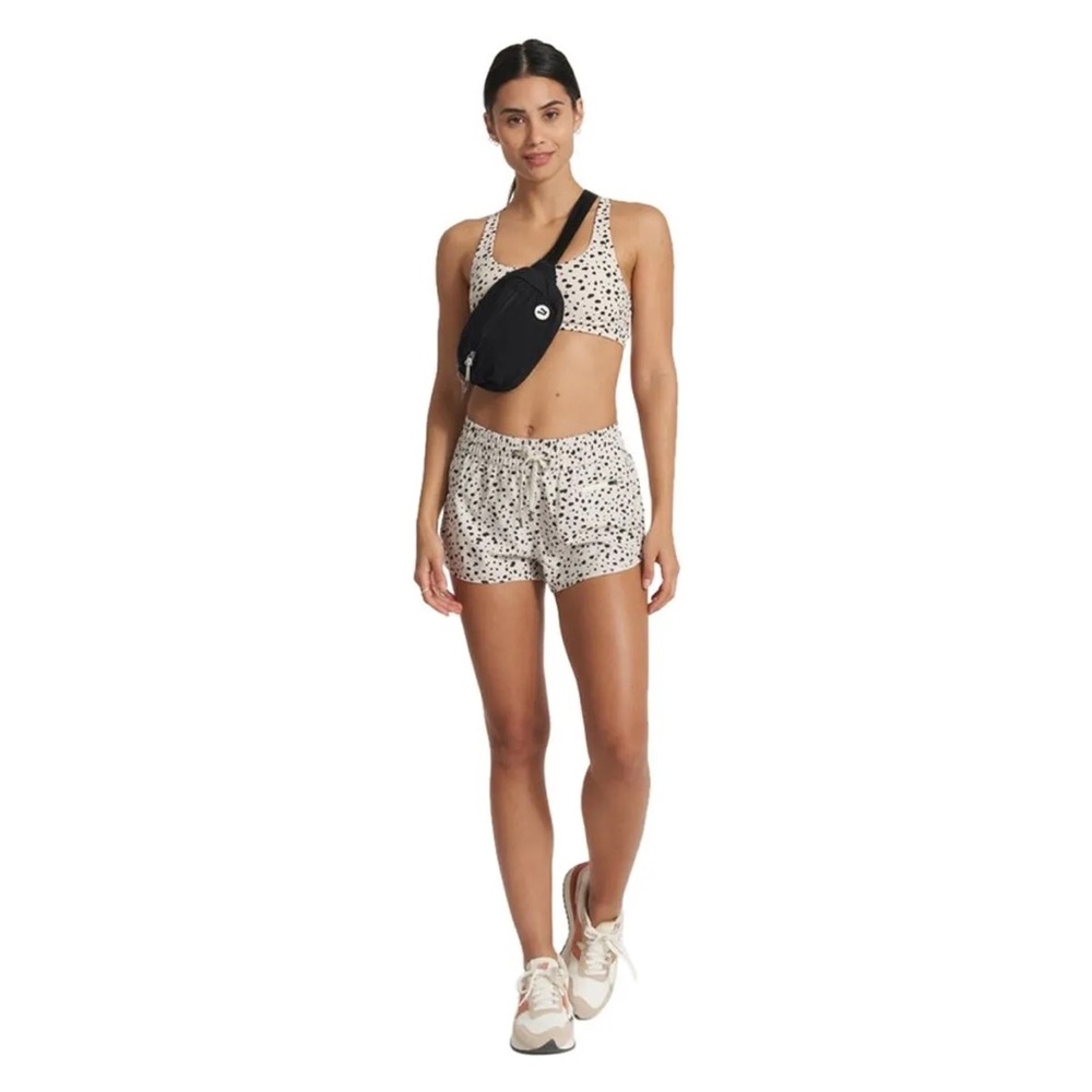 Vuori Hip Pack - Black